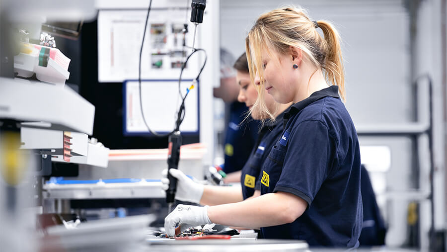 services manufacturing services manufacturing