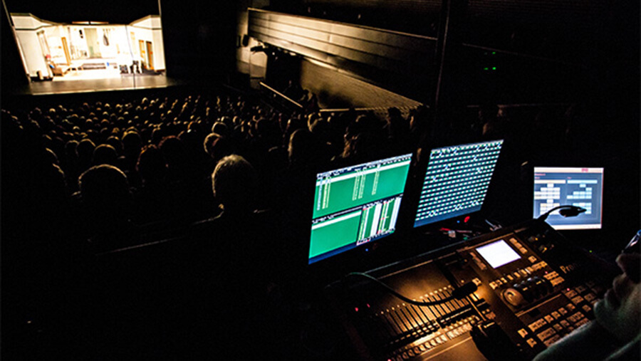 infotainment stage tech