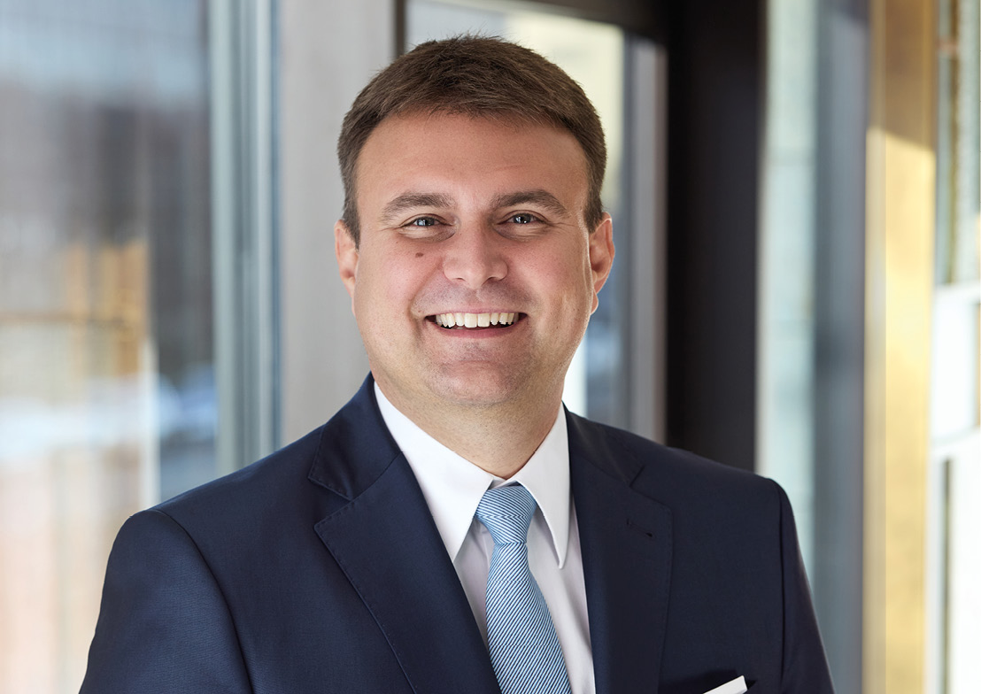 Dr. Florian Pesahl CEO